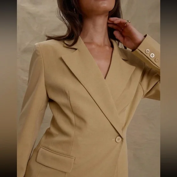 Butter yellow pale wrap button blazer - Picture 6 of 7